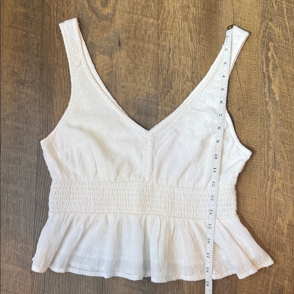 Hollister White Dotted Ruffled V-Neck Lined Tank Top Size Medium - Picture 5 of 10